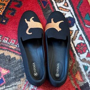 Vivaia cute cat embroidered mesh loafers